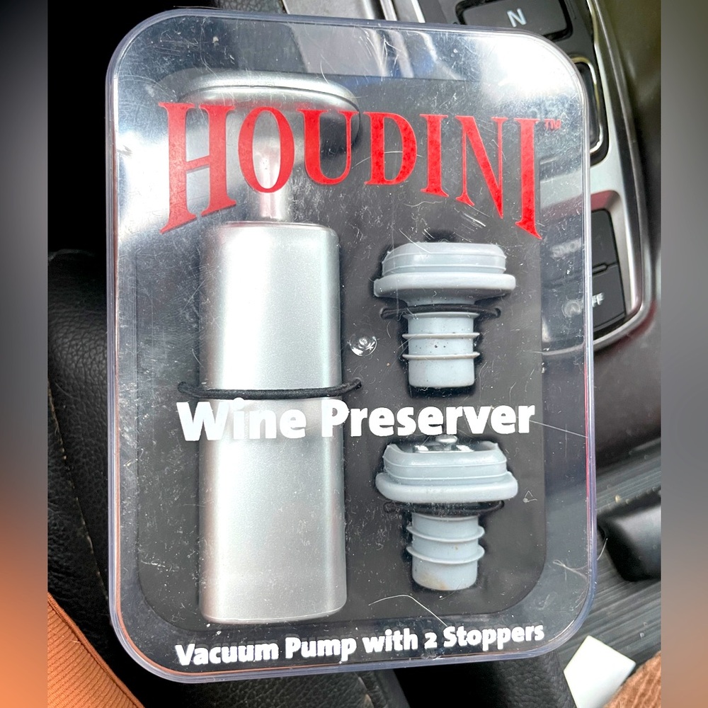 Houdini wine preserver set